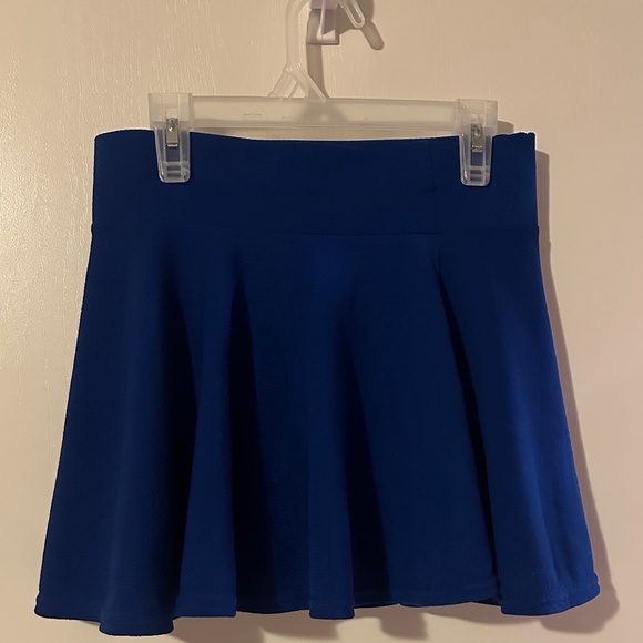 skirt - Picture 1 of 1